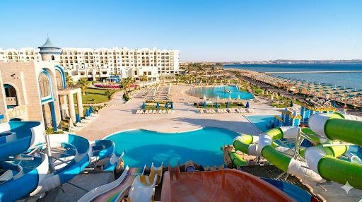 Hurghada: Safe Investment Haven in 2026 Amid Regional Tensions! 🏖️🏠 In the midst of Middle East tensions (Iran-Israel strikes), Hurghada in Egypt is the top choice for Russian and Gulf investors seeking 100% safety! 🌍💰Why Hurghada Now?Absolute Safety: Egypt far from conflicts, secure airspace, no direct impact – oil surge +15% boosts local real estate! �High Returns: Apartments from $50K, 10-15% annual rental yield, perfect for Russian tourists (1M visitors/year).Russian Opportunities: Strong Egypt-Russia ties (Suez industrial zone, Dabaa nuclear), Hurghada favorite for Kazan/Moscow buyers. �Exclusive Listings on Mamoproperty:2BR sea-view apt, 120m², $60K – ready for immediate rental.Luxury Palm villa, 250m², $250K – pool + Red Sea view.Invest today before prices rise! Contact: +20 11 52980998 or WhatsApp. #HurghadaRealEstate #SafeEgyptInvestment #2026PropertiesPosting Tips (as your Growth Manager):Yoast SEO: Keywords "safe Hurghada real estate", "Russian investment Egypt - MAMO Property Hurghada
