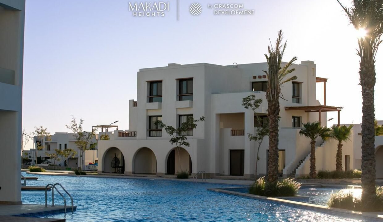 Makadi Heights Cover